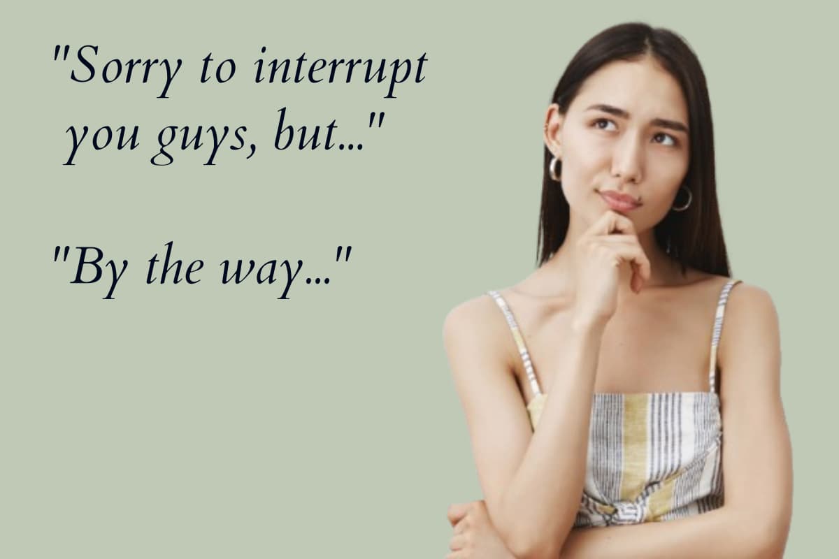 Una chica pensando en qué podría significar una frase en inglés
